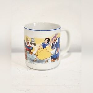 Vintage Disney Snow White & 7 Dwarfs Mug Japan Blue Rim